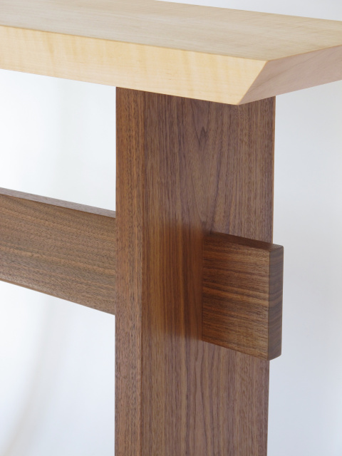 Virginia Mokuzai Is Solid Wood Furniture, Tiger Maple Console Table